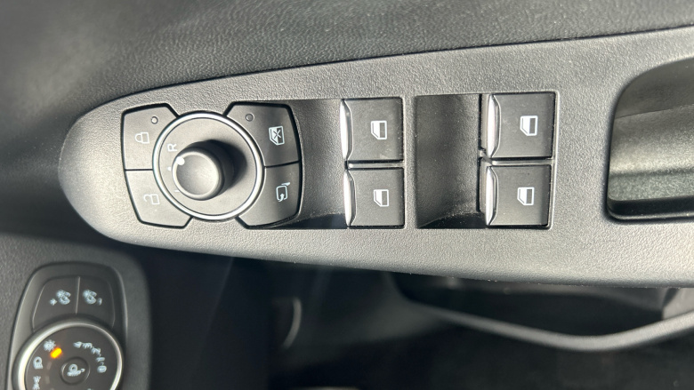 Ford Puma 1.0 EcoBoost Hybrid mHEV ST-Line 5dr Petrol Hatchback